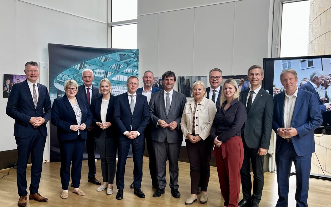 Niederrhein-Abgeordnete beraten mit dem Bahnbevollmächtigten Dr. Jens Gräfer